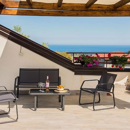 Holiday Home Luppinedda Nunziata Exterior photo