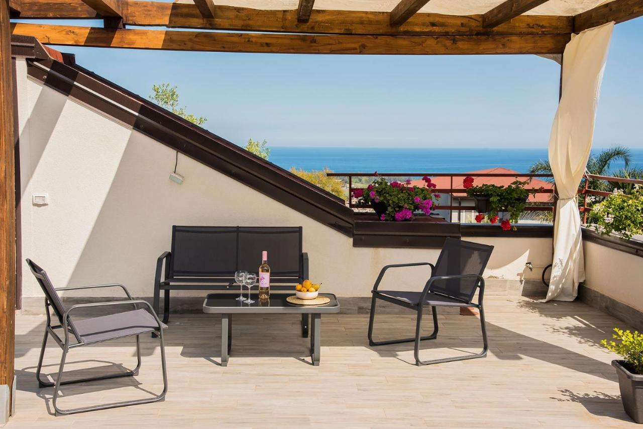Holiday Home Luppinedda Nunziata Exterior photo